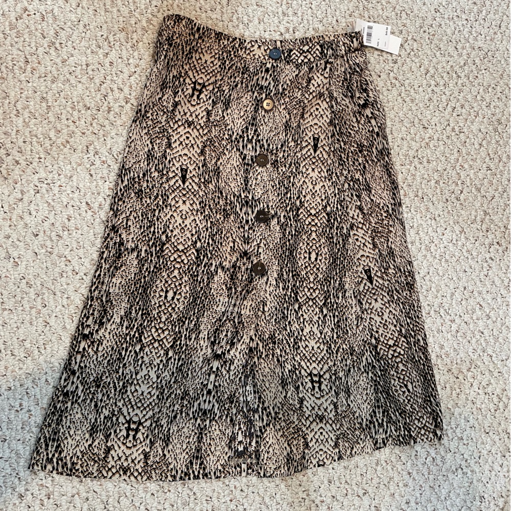NWT: ALL IN FAVOR SNAKE SKIN SKIRT